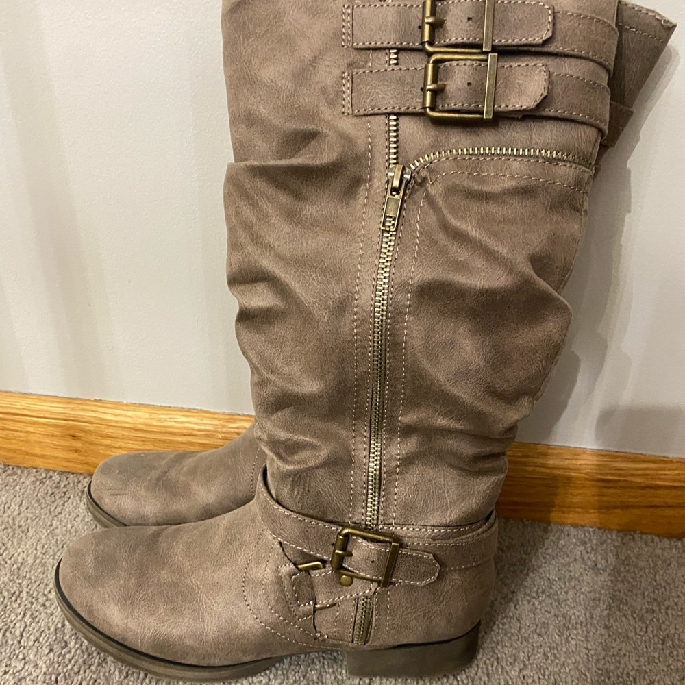 Ladies Boots